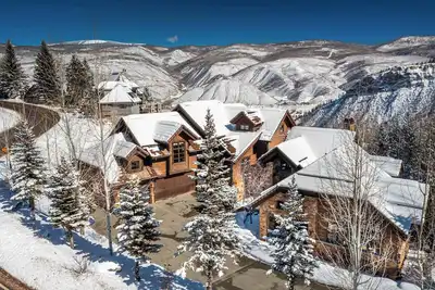 Image de Ridgeline Mountain Retreat with Views, by Cuvée