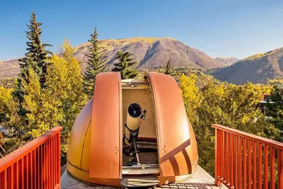 Image de Historic 1888 Aspen Landmark with Rooftop Observatory