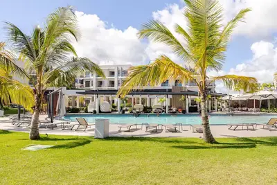 Image de Punta Cana artificial beach, pool & lake Apartment