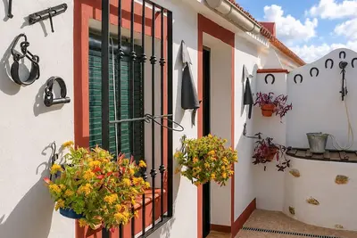 Image de 5 bedroom stunning home in Gerena
