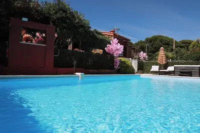 Image de Villa Oasis Provençale, Piscine, Jacuzzi, Pétanque,