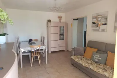 Image de F2 45 m2 R-D jardin 50m2+ terrasse 26m2