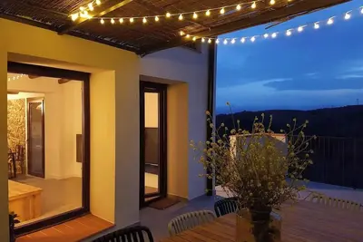 Image de Maison au bord d'une falaise près de Tarragone