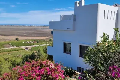 Image de Villa « Amapolas » avec vue sur la mer, Wi-Fi et climatisation