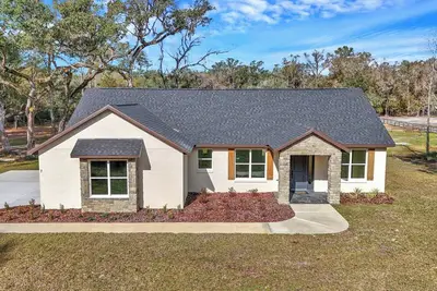 Image de Brand New 3/2. 5 on 4 Acres quiet horse community Close to Wec, Springs & Disney
