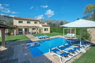 Image de Spacious Countryside Villa, A/C Private Pool, Mountain Views in the Desirable Area of La Font!