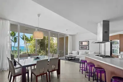 Image de Oceanfront Apartment w/ Beachfront Pool in