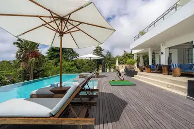 Image de 5br Uluwatu’s Ocean View Villa - Gym and Mini Golf