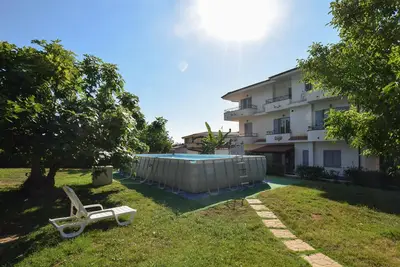 Image de 1 bedroom amazing apartment in Ricadi