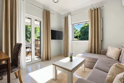 Image de La Perla #1 | 1br Apartment with Balcony