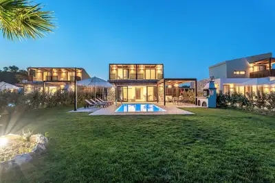 Image de Orama Sunset | Stela Villa