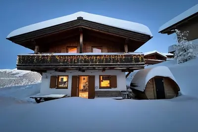 Image de Maison de vacances à Krimml avec piscine