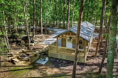 Image de Peaceful Log Cabin Getaway with Hot Tub and Fire Pit in Mentone, Alabama