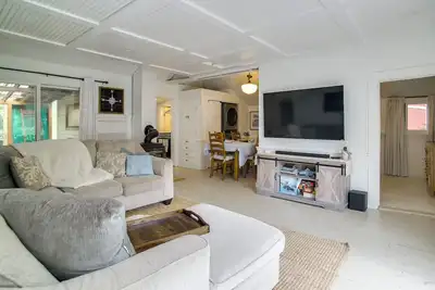 Image de Access to Centerville's Resident Beaches! Cozy Gem