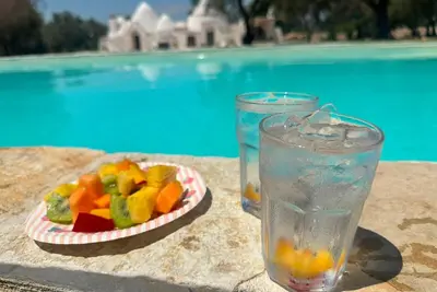 Image de Ancien Trullo avec Piscine Privée – Exclusivité Totale dans la Vallée d'Itria, Pouilles