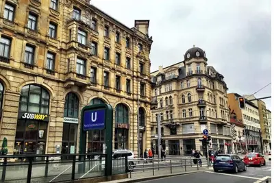 Image de A Prime Central Location for Exploring the City
