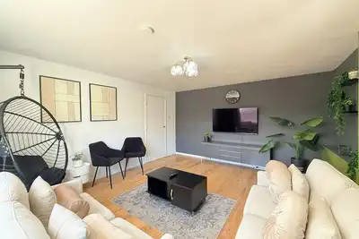 Image de 5-Beds, 2 Baths, near Portobello beach, Sleeps 10