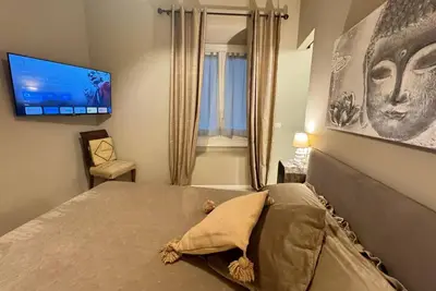 Image de Appartement 'A Due Passi Dal Teatro' avec Wi-Fi et climatisation