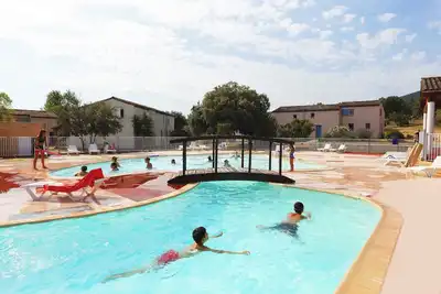 Image de Charmant T3 au cœur d’un domaine de 6 ha | Piscine