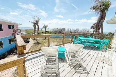 Image de Stunning 3 Bedroom Oceanfront Villa in Cocoa Beach with Private Beach Access