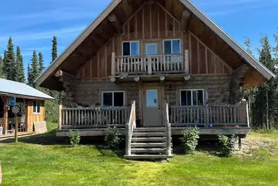 Image de Full scribe log cabin in Sterling perfect for a cozy getaway.