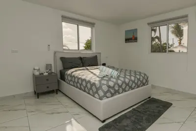 Image de 2-bedroom apartment in Noord with Ac