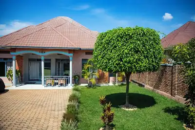 Image de Zak House-Peaceful 4-Bedroom Retreat with Garden