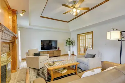 Image de Explore Springfield! Spacious Family Home w/ Yard