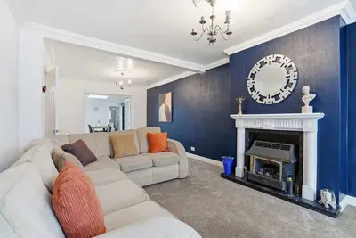 Image de Coventry Stylish 4br Home | Free Parking & Patio