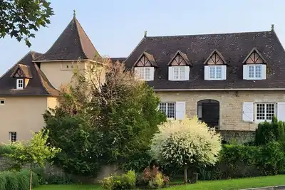 Image de \"La sérénité marivaloise\" - Gîte 2 _ jusqu'à 12 personnes