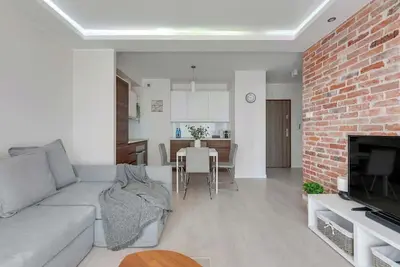 Image de Chmielna 79 with Balcony | City Center | Parking