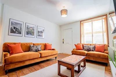 Image de Victorian Canal Retreat | 3 Bed & Stunning Garden
