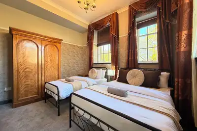 Image de Grand residence by Holyrood Park, sleeps 6