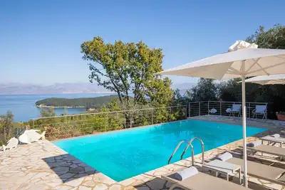 Image de Villa Calytheron, Divine Sea Views, Private Pool, Spacious Furnished Terrace, .