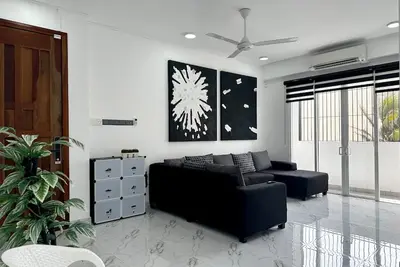 Image de OceanView Getaway - Wellawatte