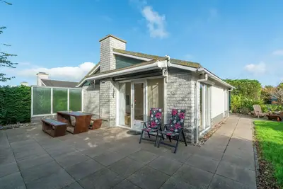 Image de Modern vacation home in Petten, within biking and walking distance of the beach.