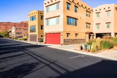 Image de Luxury Vacation Home M21 - 3 Master suites and 3. 5 bathrooms