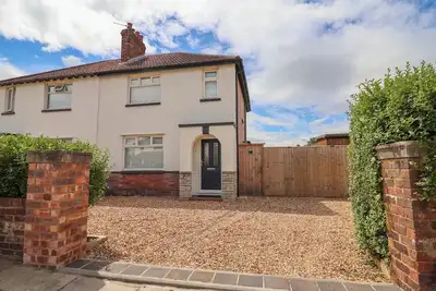 Image de Number 7, pet friendly, with a garden in Southport