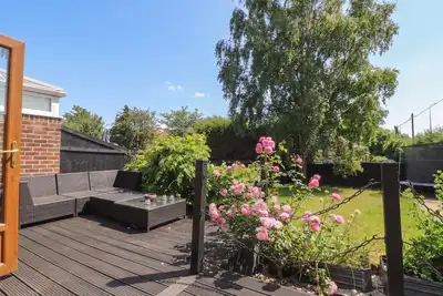 Image de 57 Howden Avenue, family friendly, with a garden in Skellow
