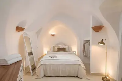 Image de Villa « Resort I Trulli Torre Suda » avec piscine privée, Wi-Fi et climatisation