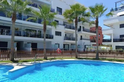Image de Premium Family Apartment in Playa Granada - 3 bedrooms, pool, and golf