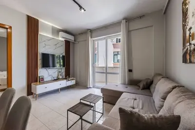 Image de Relax by the Sea | 1br Apartment by PikHost