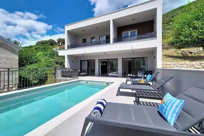 Image de Belle maison de vacances privée avec internet, climatisation, piscine privée, Tv, terrasse
