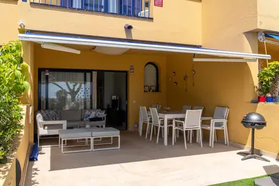 Image de Maison de vacances « Bungalow Meloneras » avec vue sur la mer, Wi-Fi et climatisation