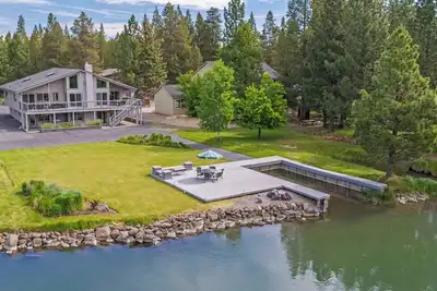 Image de New Listing| Riverfront Retreat | Peaceful Luxury on the Deschutes River