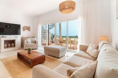 Image de Penthouse in El Paraiso - TakeCareMalaga