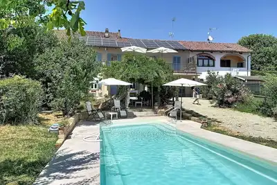 Image de Belle maison de vacances privée pour 6 personnes avec Wifi, climatisation, piscine, Tv et terrasse