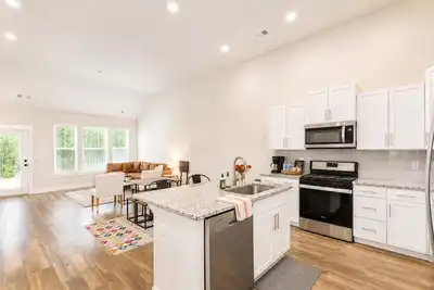 Image de Tiger Touchdown Townhome near Patrick Square