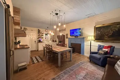 Image de Cozy Cottage near Lake Fork!