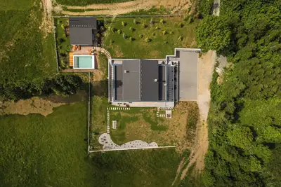 Image de Forest villa with heated pool, jacuzzi, sauna and space for fun